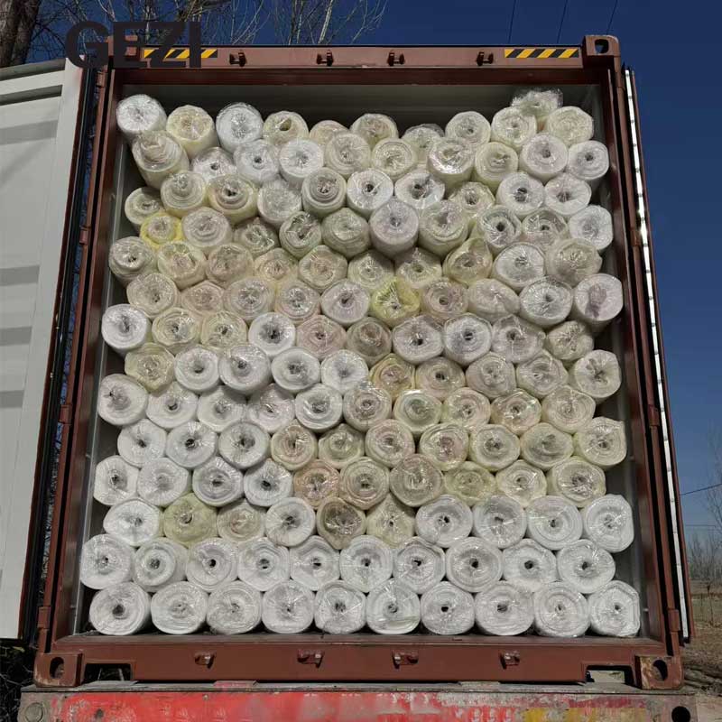 Insect-proof nets weed mats are exported to the South Asian market